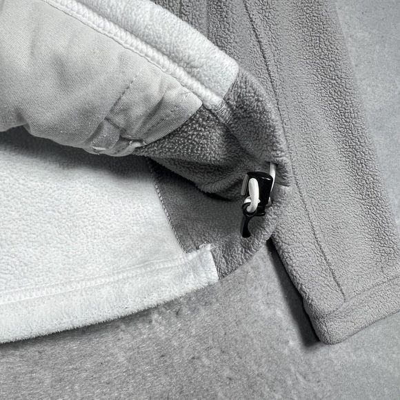 The North Face Women’s White And Gray Full Zip Fleece Jacket Size Small - Picture 7 of 13